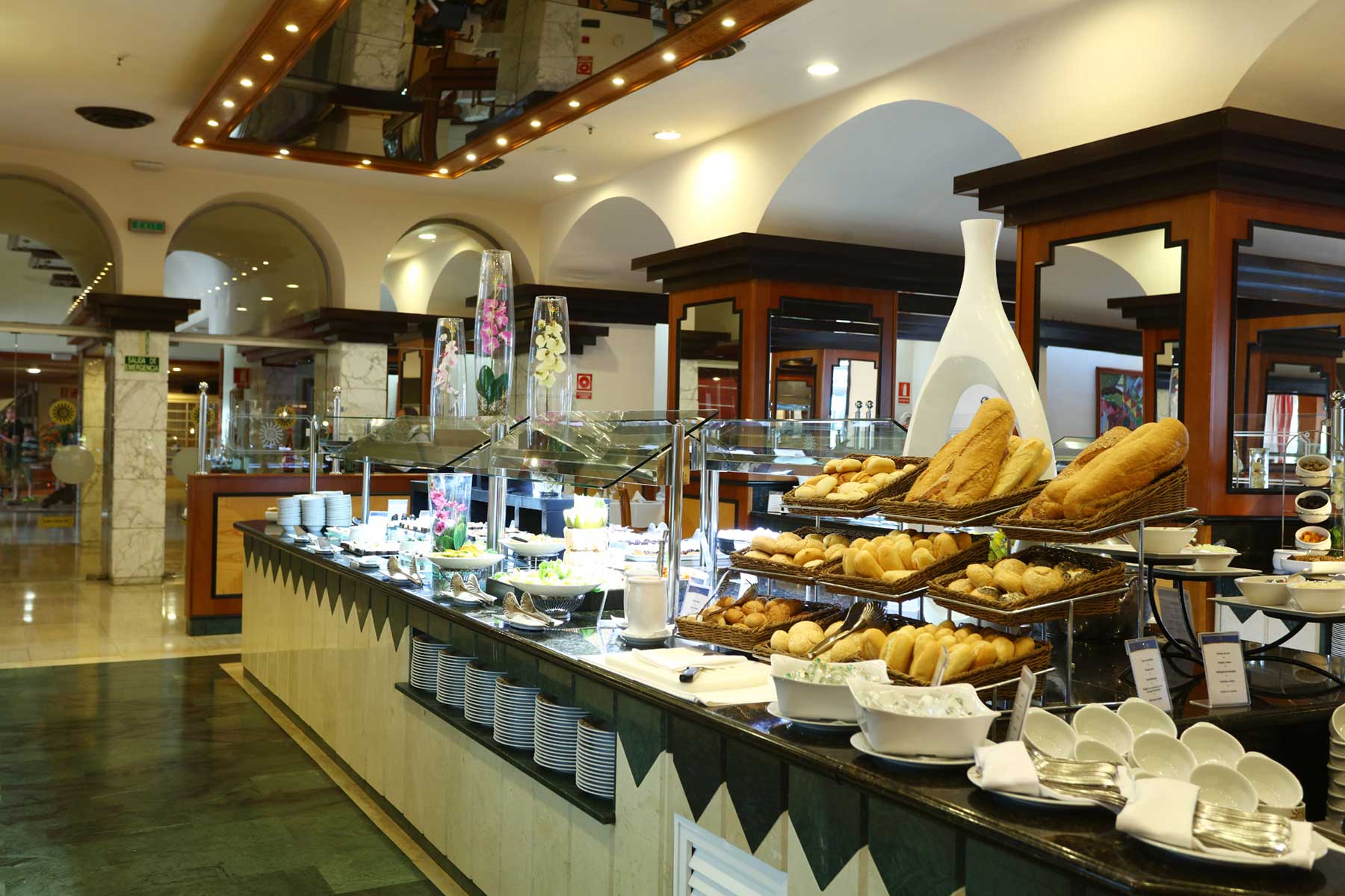 Gastronomy at Bahia Principe San Felipe 5