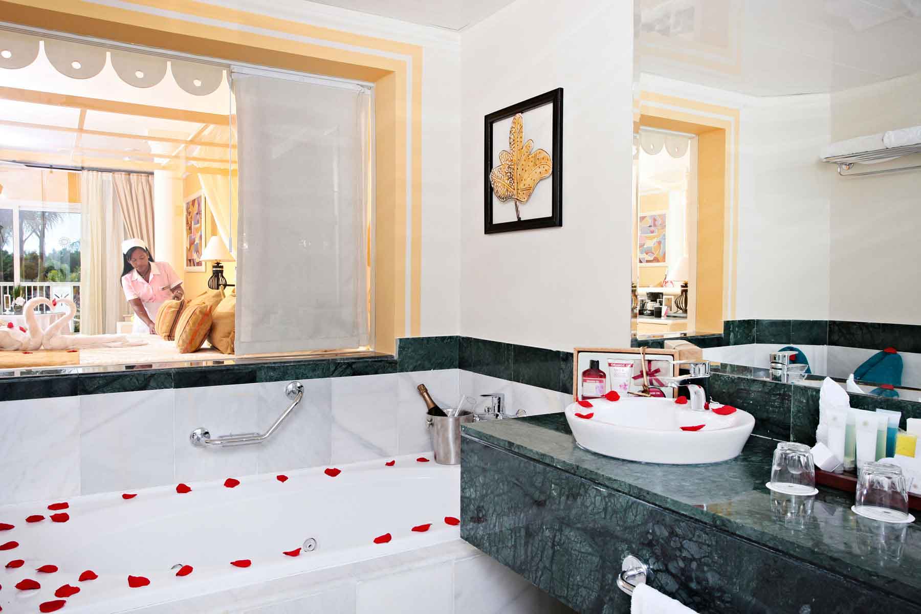 All Inclusive Service at Luxury Bahia Principe Bouganville Don Pablo Collection 2