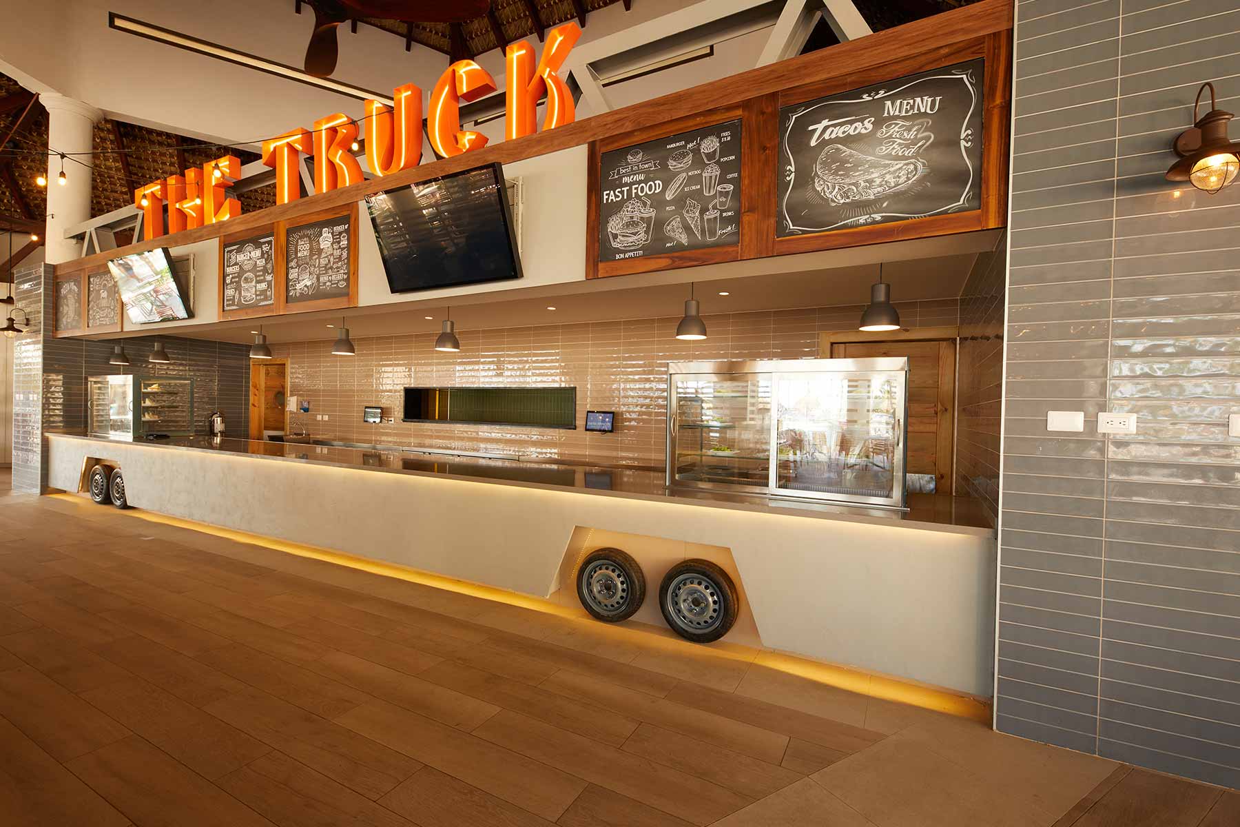 Gastronomy at Luxury Bahia Principe Fantasia Don Pablo Collection 2