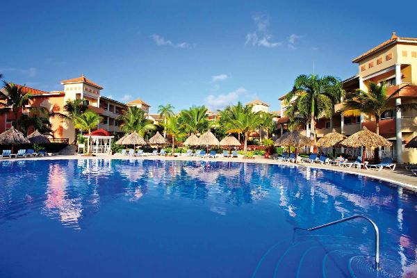 Pool at Grand Bahia Principe Turquesa 1